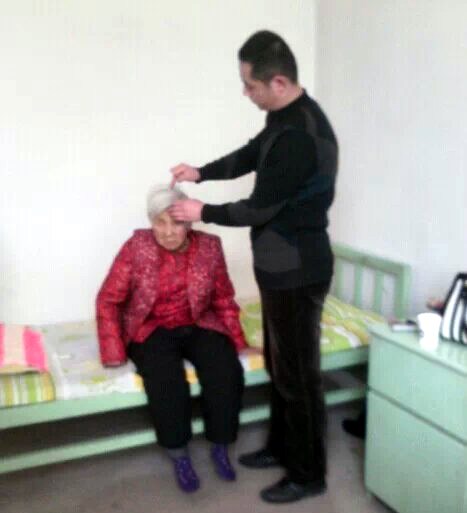 五绝指针治疗胆结石注意