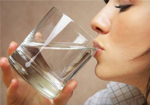 肾结石患者多喝水好吗?