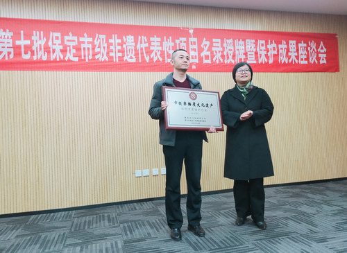 ���ݸ��г�Ϊ������ҽָ���Ʒ�����