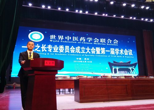 �Ž��������μ�������һ��֮����������ߵ�һ��ѧ������